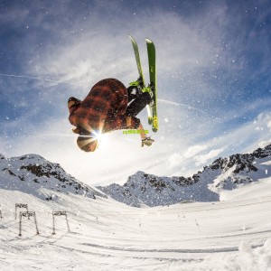 阿尔瓦雷斯陷入罕见低迷，近5场西甲哑火，射门锐减引巴萨进攻警报