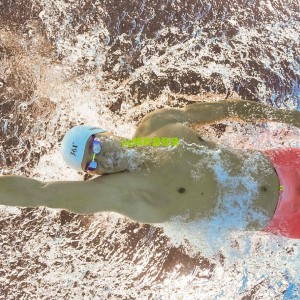 双助攻导演逆转好戏，核心球员闪耀助队2:1力克强敌