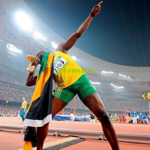 每体解析贝尔纳尔国王杯定位，搭档卡萨多或成后腰新变招，巴萨中场轮换暗藏玄机