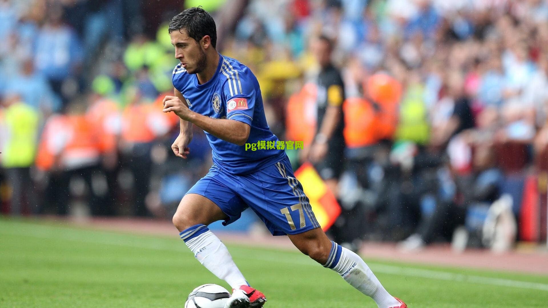 申花主帅斯卢茨基详述建队蓝图，新赛季竞争力提升源于整体进化，绝非仅依赖外援调整